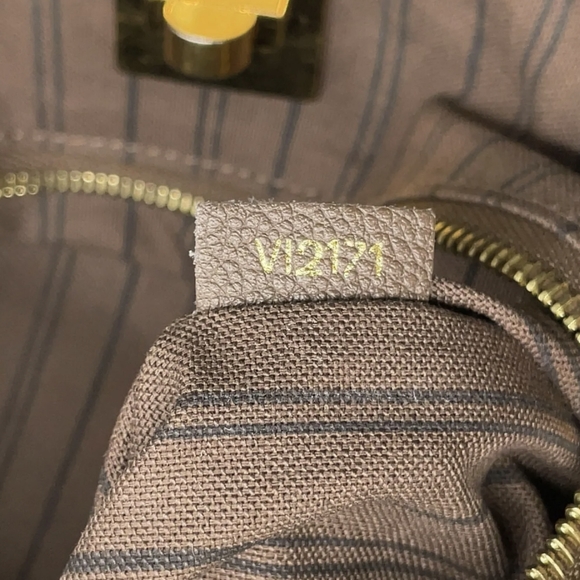 Louis Vuitton Citadine PM in Ombre Brown Monogram Empreinte Leather - Picture 15 of 16